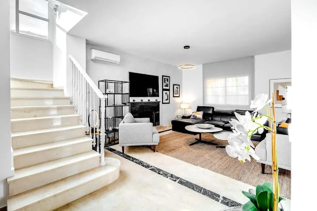 Cozy Villa In Marbella-Estepona
