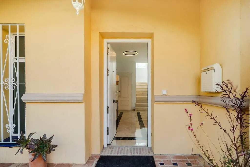 Cozy Villa In Marbella-Estepona Spain