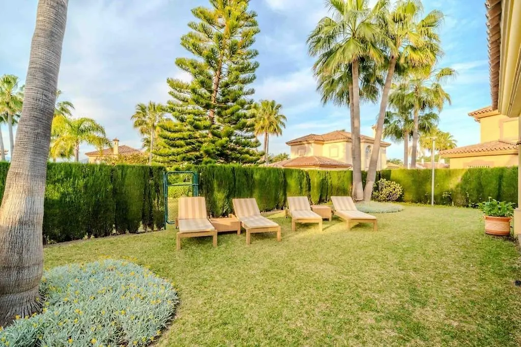 Cozy Villa In Marbella-Estepona