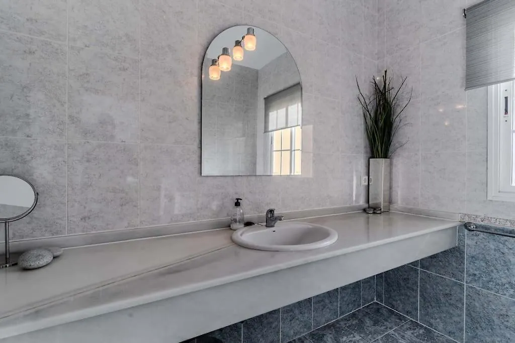 Cozy Villa In Marbella-Estepona Spain