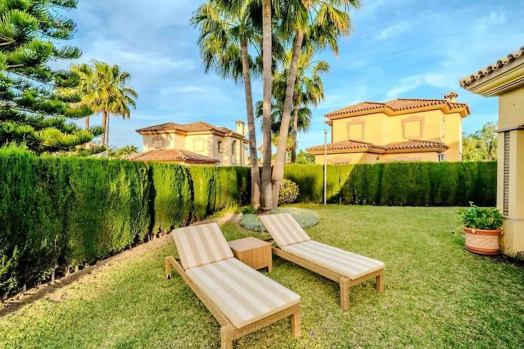 Cozy Villa In Marbella-Estepona 0*, Estepona