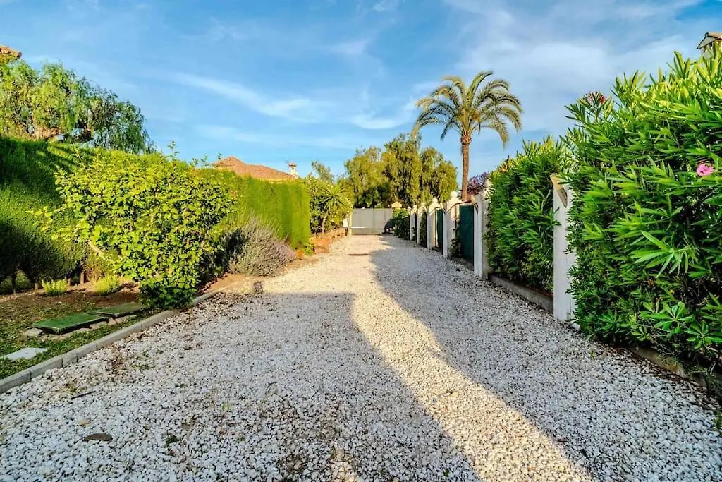Cozy Villa In Marbella-Estepona